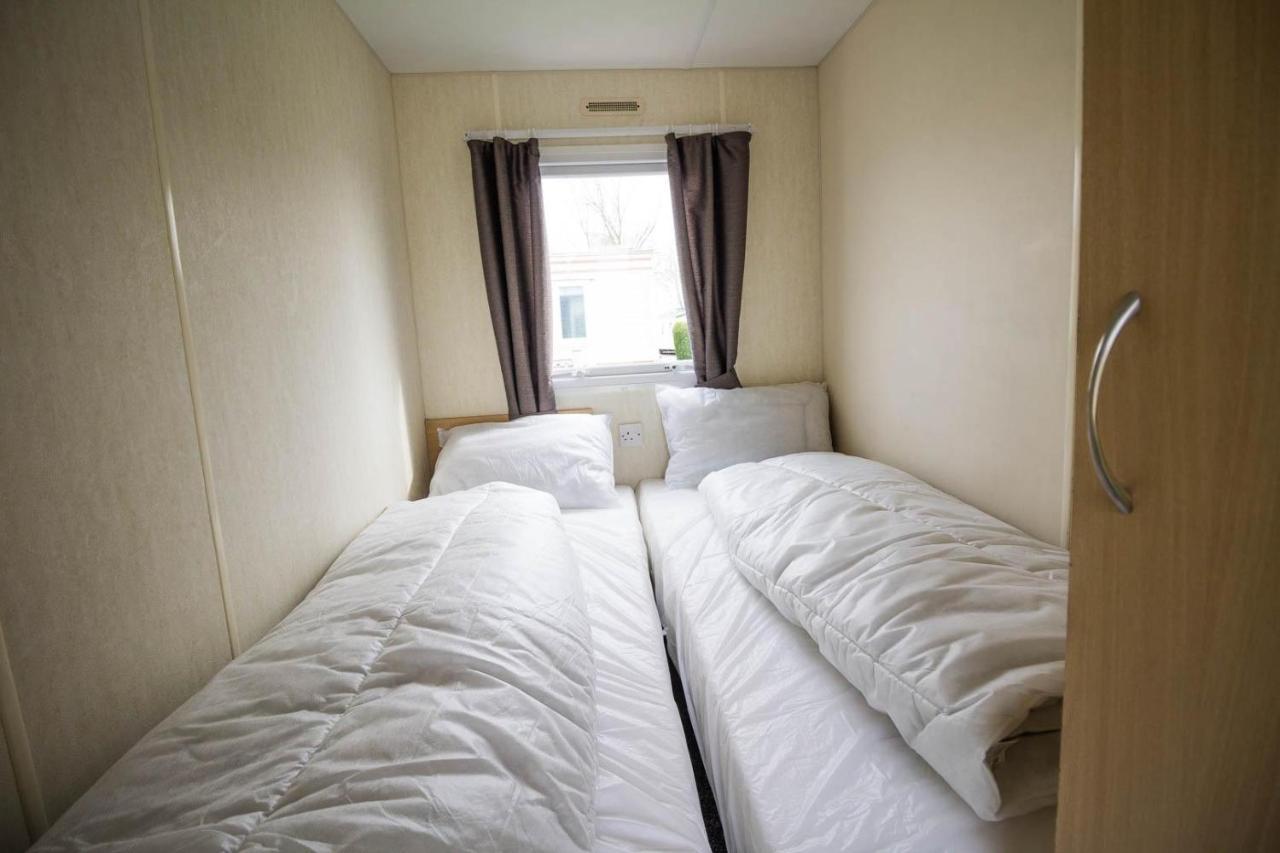 Отель Lovely 8 Berth Caravan At Southview Holiday Park In Skegness Ref 33061C Экстерьер фото