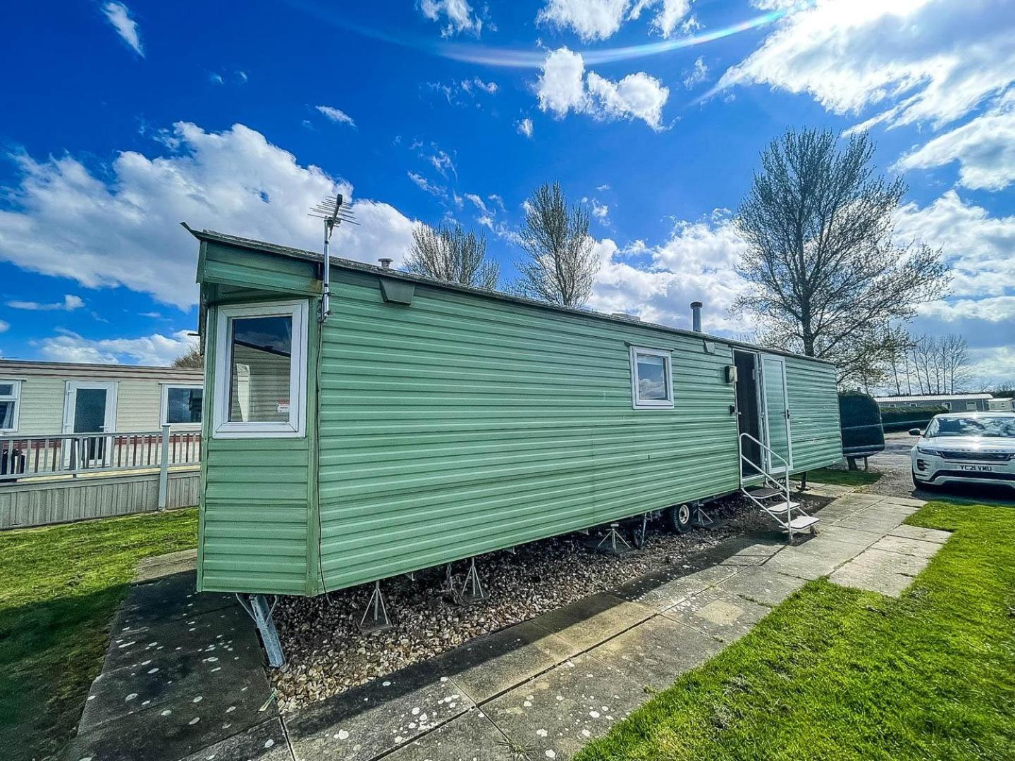 Отель Lovely 8 Berth Caravan At Southview Holiday Park In Skegness Ref 33061C Экстерьер фото