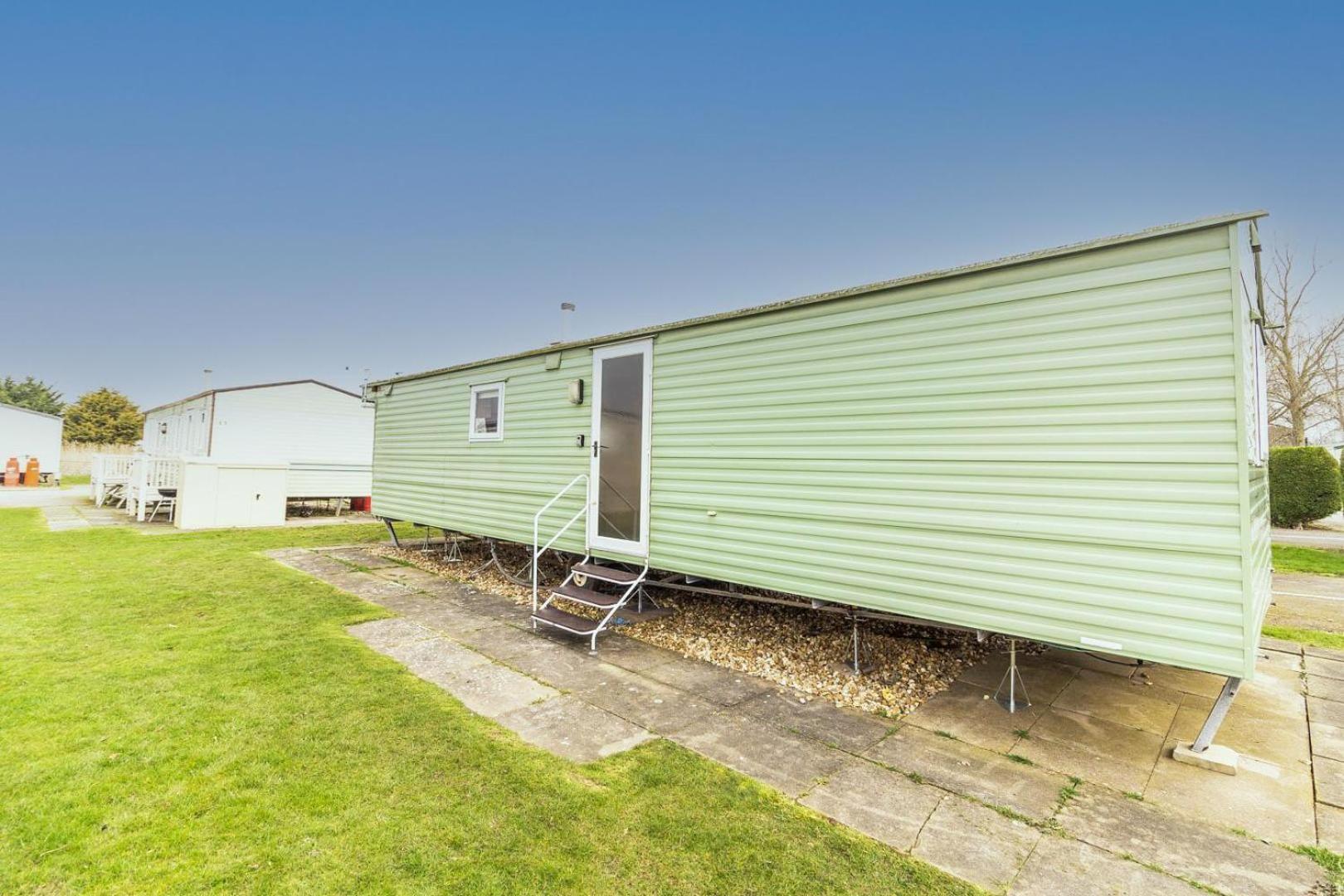 Отель Lovely 8 Berth Caravan At Southview Holiday Park In Skegness Ref 33061C Экстерьер фото